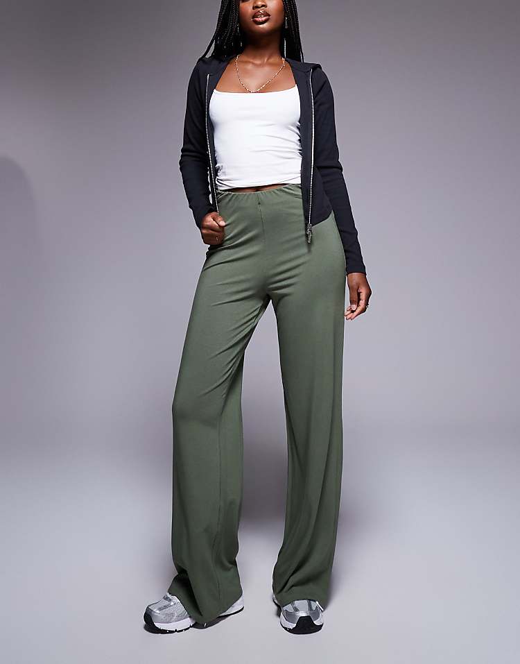 https://images.asos-media.com/products/asos-design-basic-wide-leg-jersey-trouser-in-khaki/206837183-4?$n_750w$&wid=750&fit=constrain