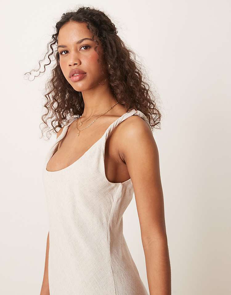 https://images.asos-media.com/products/asos-design-linen-look-twist-strap-bias-maxi-dress-in-oatmeal/207563355-2?$n_750w$&wid=750&fit=constrain