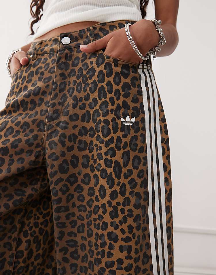 https://images.asos-media.com/products/adidas-originals-denim-jorts-in-leopard-print-multi/207585122-4?$n_750w$&wid=750&fit=constrain