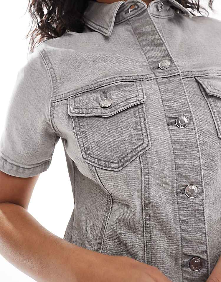 https://images.asos-media.com/products/asos-design-denim-fitted-shirt-dress-in-grey-wash/207712348-4?$n_750w$&wid=750&fit=constrain