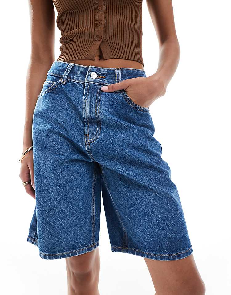 https://images.asos-media.com/products/asos-design-denim-bermuda-short-in-clean-blue/207718275-3?$n_750w$&wid=750&fit=constrain