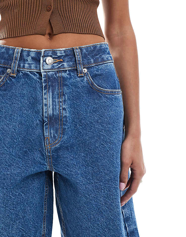 https://images.asos-media.com/products/asos-design-denim-bermuda-short-in-clean-blue/207718275-5?$n_750w$&wid=750&fit=constrain