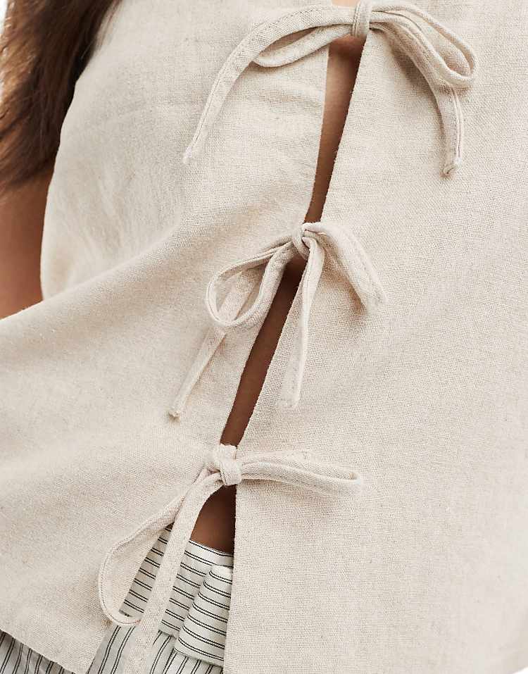 https://images.asos-media.com/products/hollister-tie-front-linen-top-in-oatmeal/207894541-4?$n_750w$&wid=750&fit=constrain