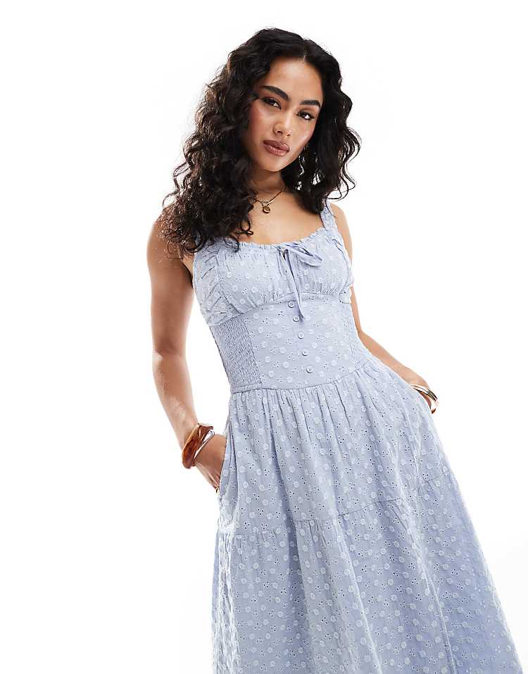 https://images.asos-media.com/products/hollister-embroidered-maxi-dress-with-thigh-split-in-blue/207896093-4?$n_750w$&wid=750&fit=constrain