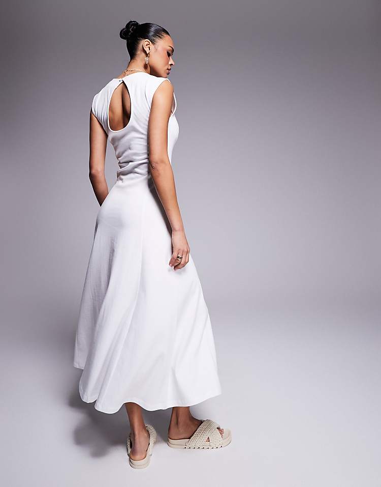 https://images.asos-media.com/products/asos-design-cotton-sleeveless-midi-sundress-in-white/207964099-2?$n_750w$&wid=750&fit=constrain