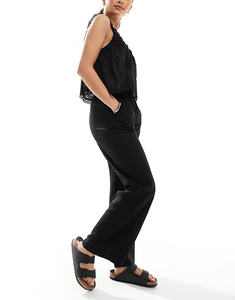 https://images.asos-media.com/products/bershka-tie-waist-wide-leg-linen-trousers-in-black/208146424-3?$n_750w$&wid=750&fit=constrain