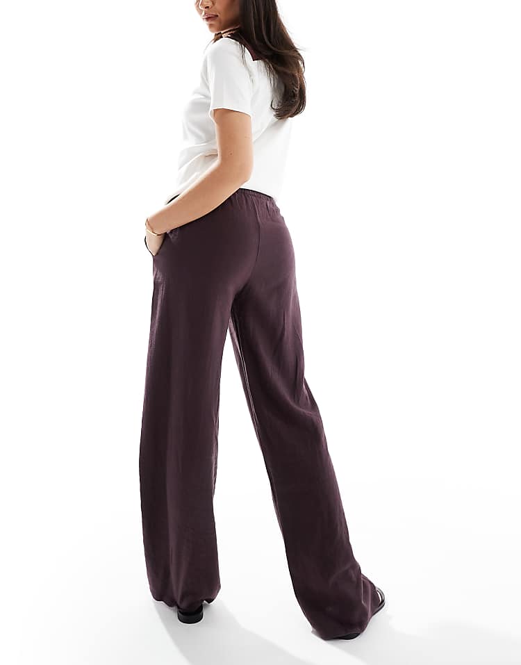 https://images.asos-media.com/products/pullbear-high-waisted-linen-look-trousers-in-wine/208149954-2?$n_750w$&wid=750&fit=constrain